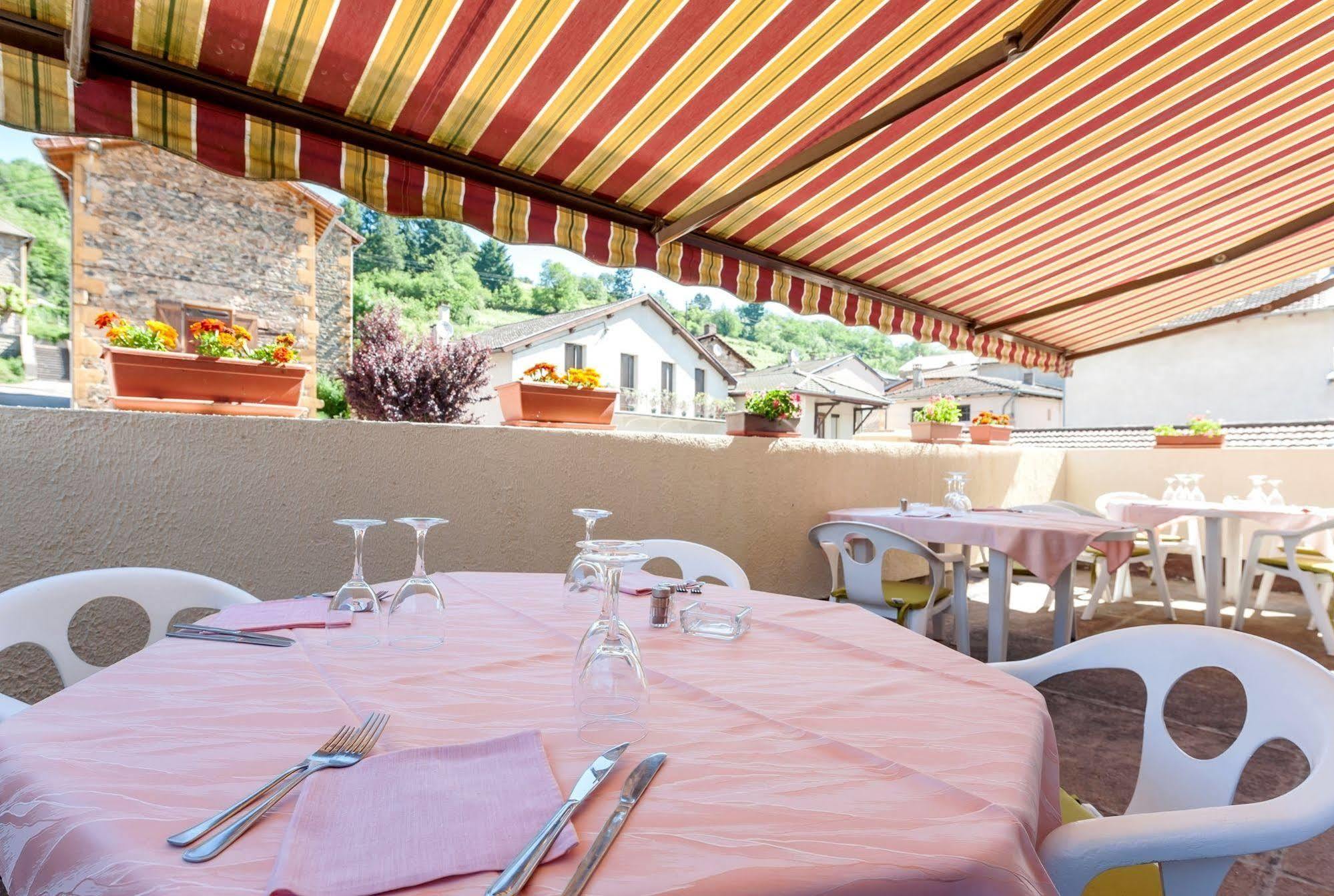 Hotel Restaurant Le Saint Clement מראה חיצוני תמונה