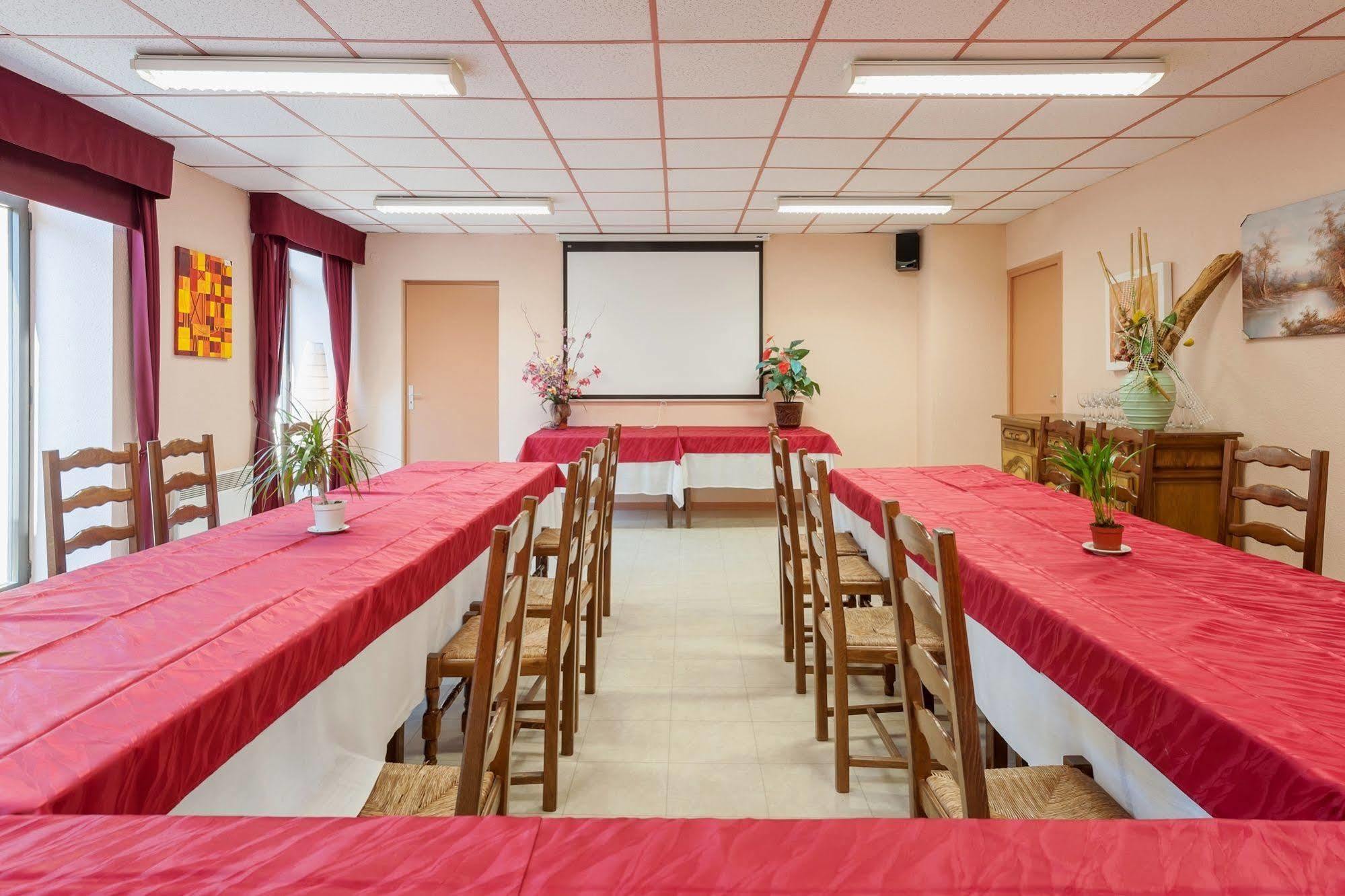 Hotel Restaurant Le Saint Clement מראה חיצוני תמונה